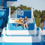 & פארק נופש *