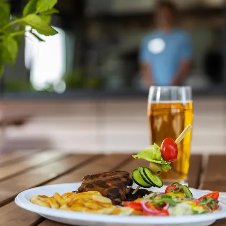 Kompleks wypoczynkowy &