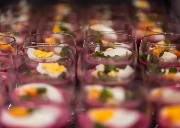 База отдыха & *